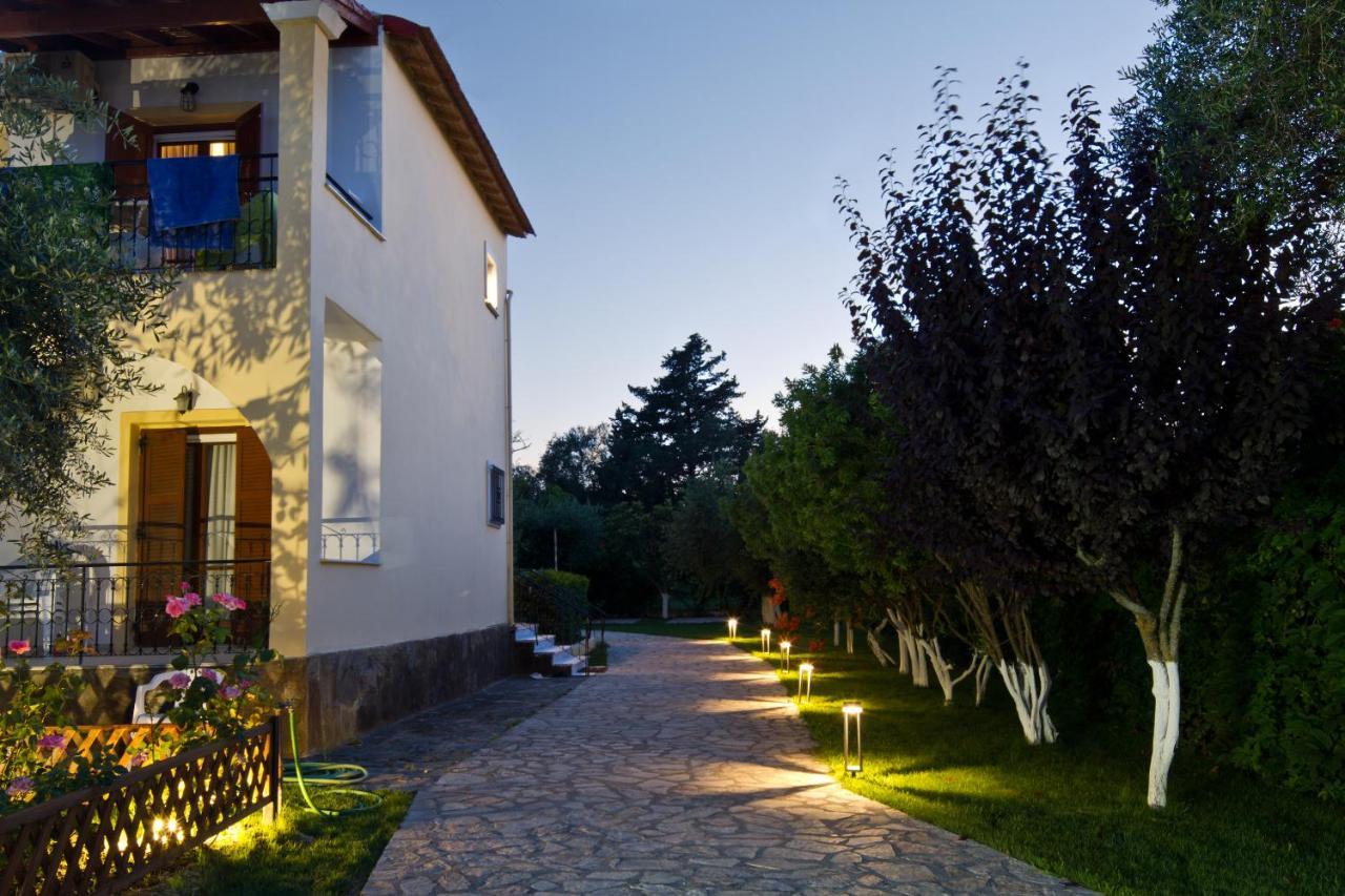 Sun 'N Chill, Boutique Apartments & Beach Villa Melíkia Екстериор снимка